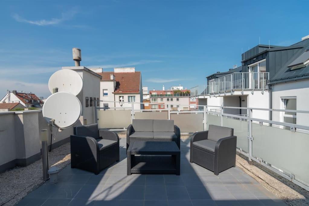 Grosse Terrasse, Klimaanlage Und U-Bahn Naehe Apartment Vienna Exterior photo