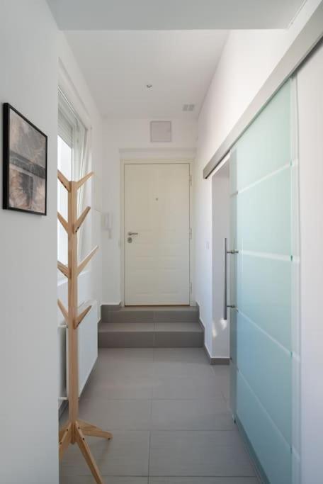 Grosse Terrasse, Klimaanlage Und U-Bahn Naehe Apartment Vienna Exterior photo