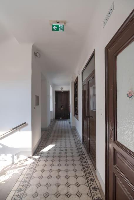 Grosse Terrasse, Klimaanlage Und U-Bahn Naehe Apartment Vienna Exterior photo